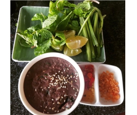 TIẾT CANH HẤP