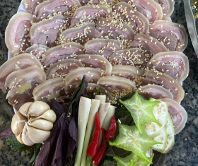 CỔ DÊ LUỘC 