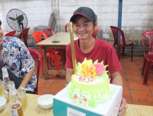 ĐÓN SINH NHẬT CÙNG KHÁCH CỦA DÊ NÚI THẢO NGUYÊN