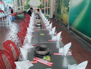 Set Up Bàn Tiệc 