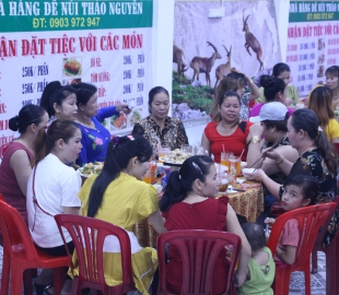 TẤT NIÊN CÔNG TY GIÀY THÔNG DỤNG
