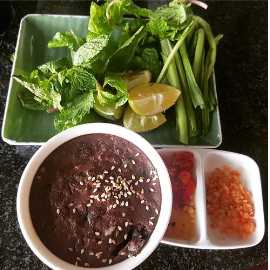 TIẾT CANH HẤP