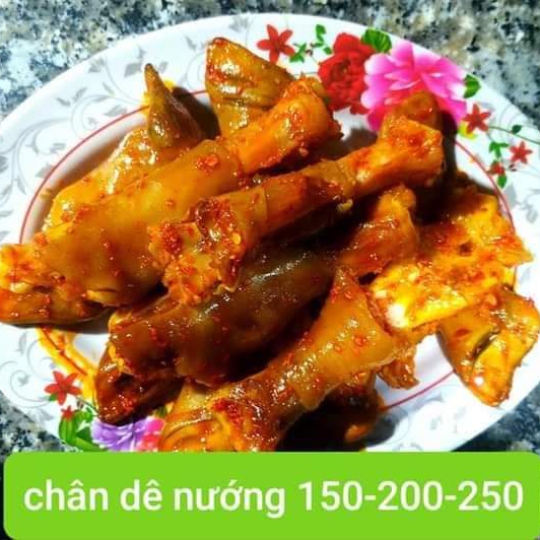 CHÂN DÊ NƯỚNG 